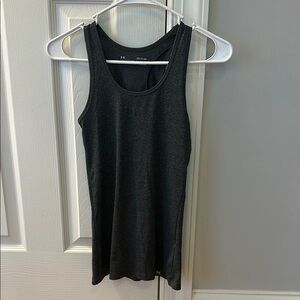 Under Armor Dark Gray Sleeveless Women's Work Out Tank Top